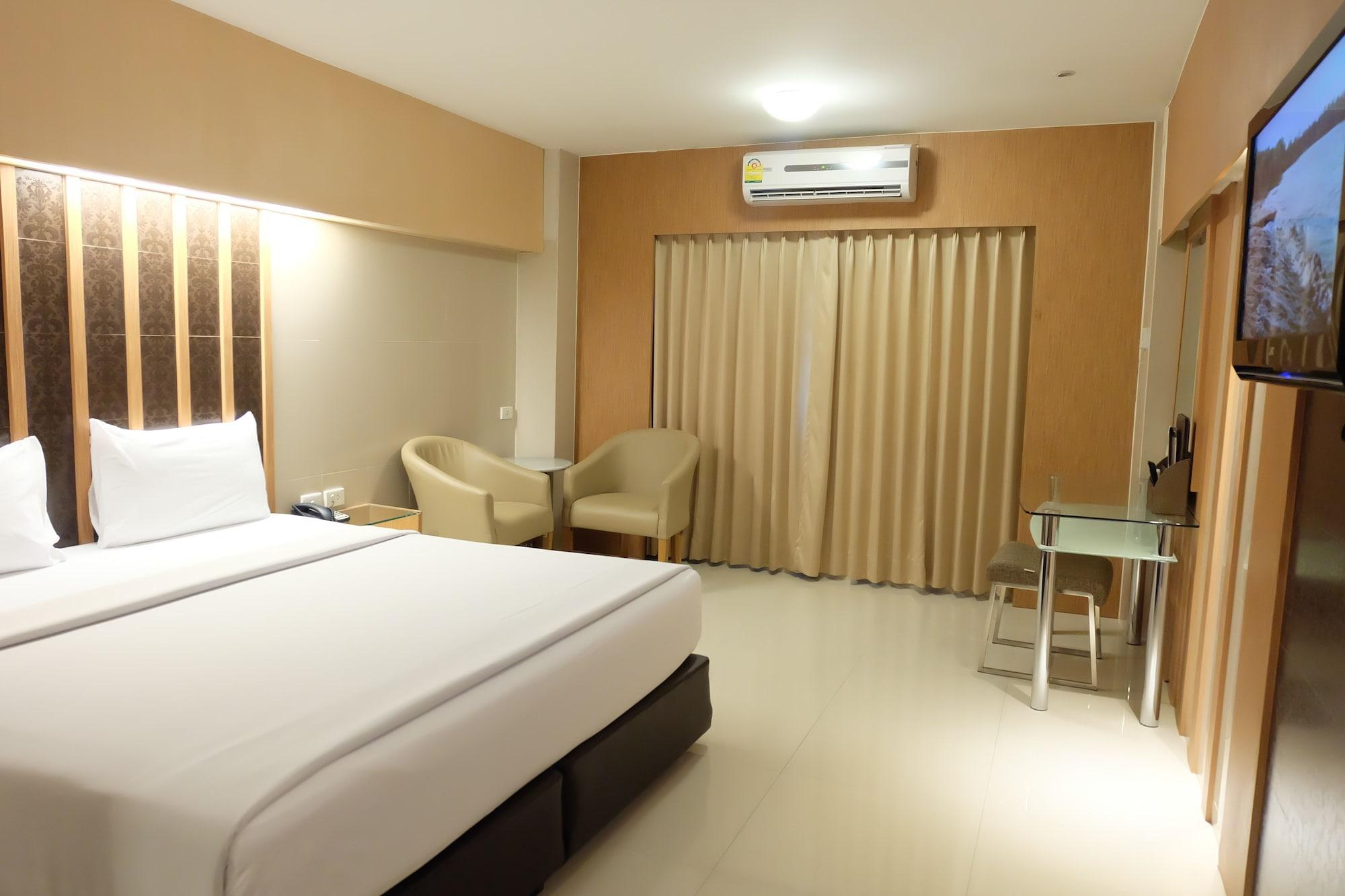 Golden City Rayong Hotel Екстер'єр фото