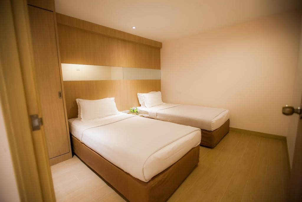 Golden City Rayong Hotel Екстер'єр фото